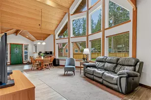 62307 Meadow Way E, Greenwater, WA 98022 - Photo 9