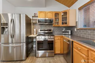 62307 Meadow Way E, Greenwater, WA 98022 - Photo 15