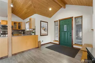 62307 Meadow Way E, Greenwater, WA 98022 - Photo 5