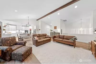 10218 45th Street E, Edgewood, WA 98372 - Photo 11