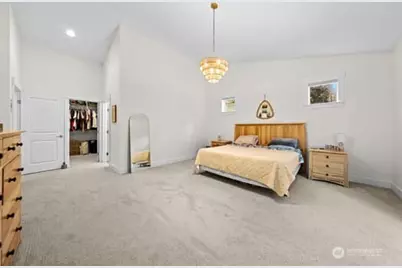 10218 45th Street E, Edgewood, WA 98372 - Photo 17