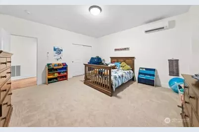 10218 45th Street E, Edgewood, WA 98372 - Photo 23