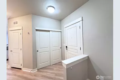 15700 116th Ave NE #204, Bothell, WA 98011 - Photo 7