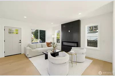 215 N 58th Street, Seattle, WA 98103 - Photo 5