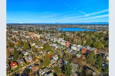 215 N 58th Street, Seattle, WA 98103 - Photo 31