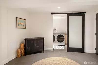 11062 Auburn Avenue S, Seattle, WA 98178 - Photo 23