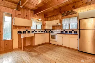 37416 304th Way SE, Enumclaw, WA 98022 - Photo 17