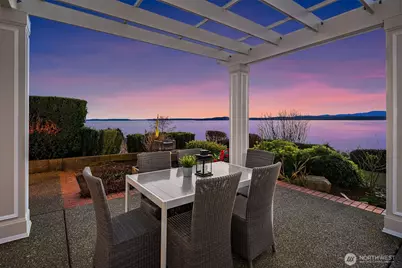 2629 46th Avenue W, Seattle, WA 98199 - Photo 9