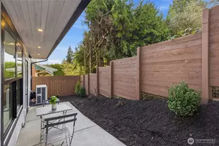 1511 NE 96th St, Seattle, WA 98115 - Photo 29