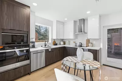 1511 NE 96th Street, Seattle, WA 98115 - Photo 7