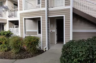 10008 186 St E, Puyallup, WA 98375 - Photo 1