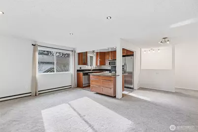 7909 218th Street SW #4, Edmonds, WA 98026 - Photo 5