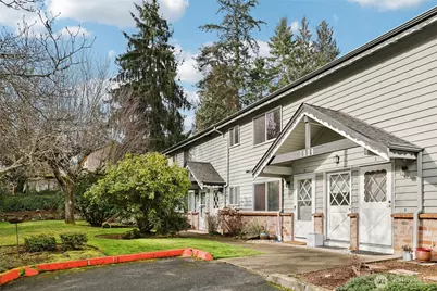 7909 218th Street SW #4, Edmonds, WA 98026 - Photo 3