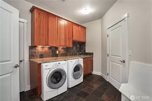 2744 Carpenter Rd SE, Lacey, WA 98503 - Photo 31