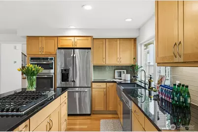 16208 SE 33rd Circle, Bellevue, WA 98008 - Photo 13