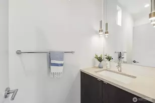 6712 36th Ave SW, Seattle, WA 98126 - Photo 17