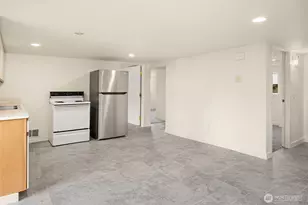 5019 5th Ave NE, Seattle, WA 98105 - Photo 15