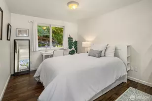 18945 NE 20th Ct, Redmond, WA 98052 - Photo 19