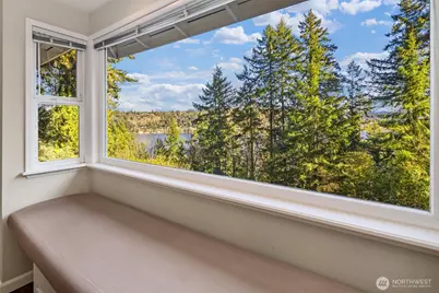 18945 NE 20th Court, Redmond, WA 98052 - Photo 17