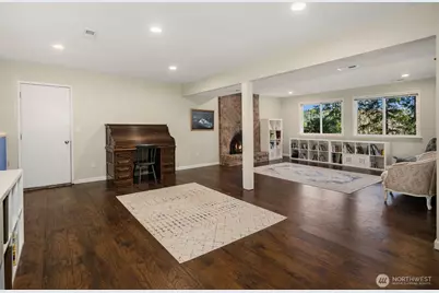 18945 NE 20th Court, Redmond, WA 98052 - Photo 23