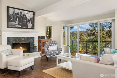 18945 NE 20th Court, Redmond, WA 98052 - Photo 5