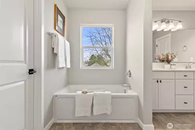 9319 17th Avenue E, Tacoma, WA 98445 - Photo 17