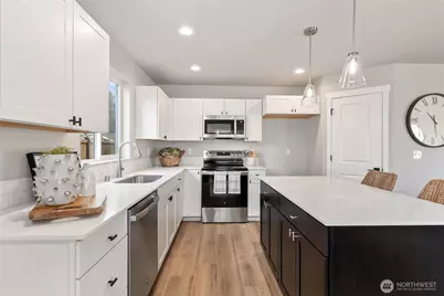 9319 17th Avenue E, Tacoma, WA 98445 - Photo 11