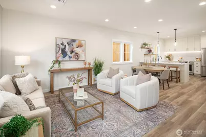 5028 35th Avenue NE, Seattle, WA 98105 - Photo 3