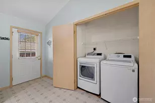 2300 Earl Ct, Mount Vernon, WA 98273 - Photo 23