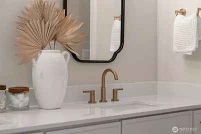 10604 NE 137th Place, Kirkland, WA 98034 - Photo 23