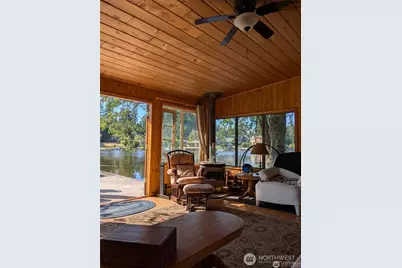 1111 Lake Sawyer Island, Black Diamond, WA 98010 - Photo 7