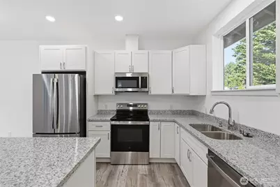 815 S 96th Street, Tacoma, WA 98444 - Photo 33