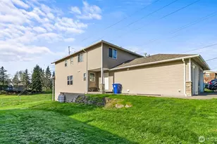 2905 11th St, Everett, WA 98201 - Photo 3