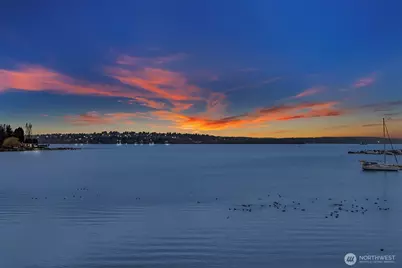 4437 Lake Washington Boulevard NE #302, Kirkland, WA 98033 - Photo 35