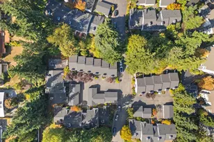 12351 SE 41st Ln, Bellevue, WA 98006 - Photo 35