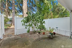 12351 SE 41st Ln, Bellevue, WA 98006 - Photo 25