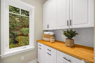 18021 SE 40th Place, Bellevue, WA 98008 - Photo 17