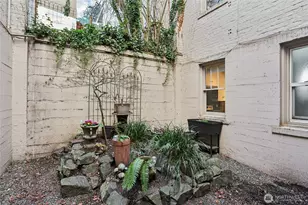 1508 10th Ave E, Seattle, WA 98102 - Photo 21