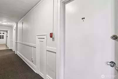 1508 10th Avenue E #101, Seattle, WA 98102 - Photo 17