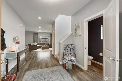 329 S Spruce Street, Buckley, WA 98321 - Photo 5