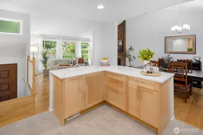 11828 NE 103rd Place, Kirkland, WA 98033 - Photo 13