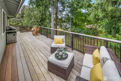 11828 NE 103rd Place, Kirkland, WA 98033 - Photo 9