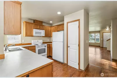 2905 11th Street #C & D, Everett, WA 98201 - Photo 11