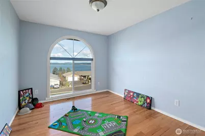 546 Birch Street, Oak Harbor, WA 98277 - Photo 17