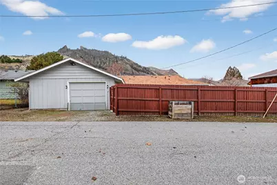 1427 Seneca Street S, Wenatchee, WA 98801 - Photo 39