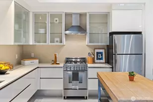 4057 NE 56th St, Seattle, WA 98105 - Photo 17