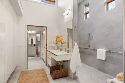 4057 NE 56th Street, Seattle, WA 98105 - Photo 25