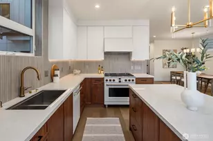 3814 NE 89th St, Seattle, WA 98115 - Photo 9