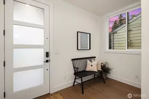 3814 NE 89th St, Seattle, WA 98115 - Photo 3