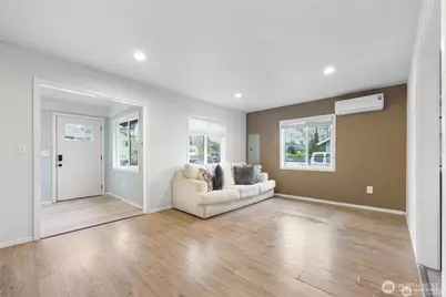 325 E Perry Street, Aberdeen, WA 98520 - Photo 9